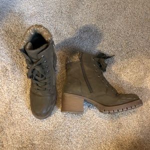 TARGET Combat Boots
